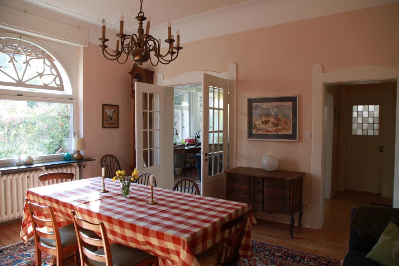 Rosie's Place: Furnished With Style Apartment Weinheim